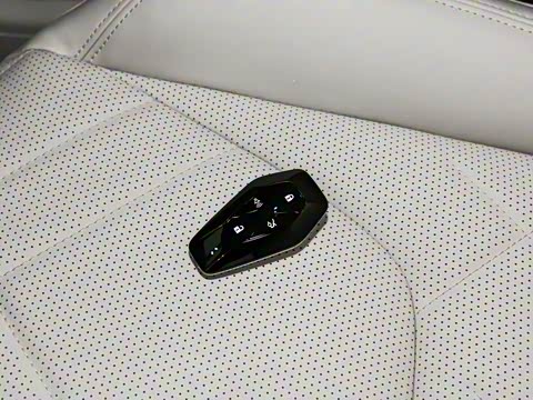 2025�� 688MAX 160kW