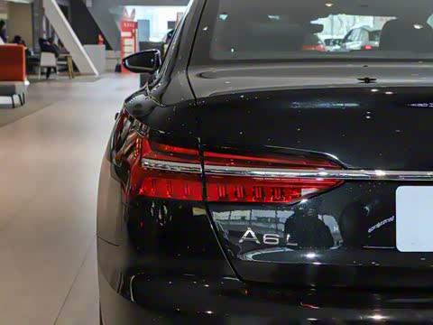 2025�� �Ŀ� 45 TFSI ��ѡ������