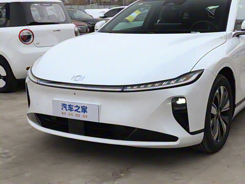 2025�� �������̰� 140��Ӣ��