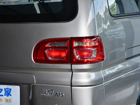 2024�� M5 1.6L ��׼��7��CNG