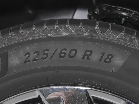 2025�� Ǭ��ϵ�� Ultra ͷ�Ȳ�