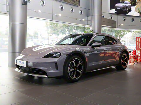 2024�� Taycan 4 Cross Turismo