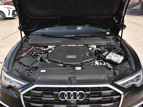 2025�� �Ŀ� 55 TFSI quattro ����������