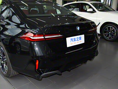 2024�� 525i M�˶���װ