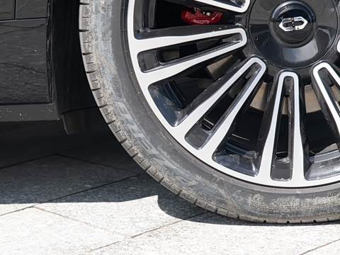 2025�� ���� Ultra�� 52kWh 6����