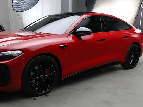 2026�� TFSI quattro 150kW �׷�������