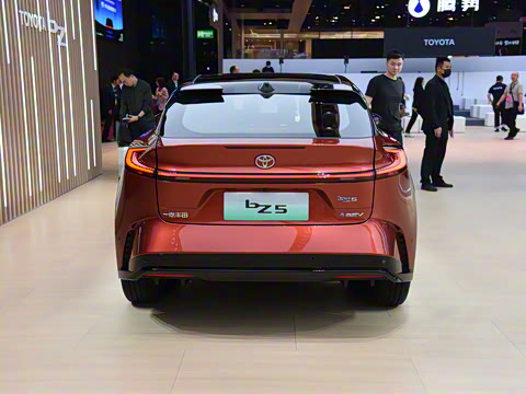 2025�� 630 MAX���а�