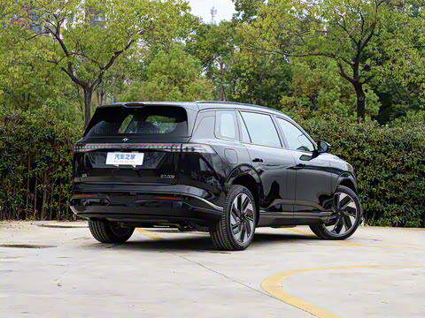 2025�� 210Ultra���Ȱ� 5��