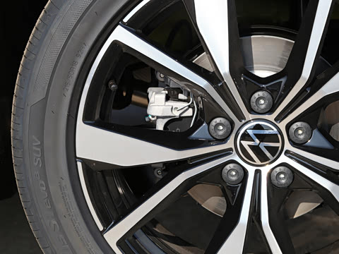 2025�� 300TSI DSG���������