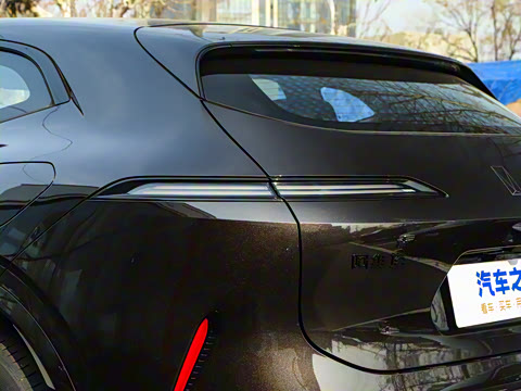 2024�� Pro+���̰�