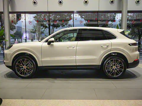 2025�� Cayenne 3.0T
