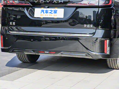 2025�� EV ����׿Խ������