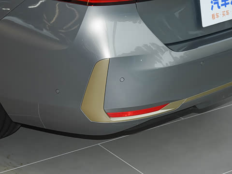 2025�� 530Li ������ ������װ