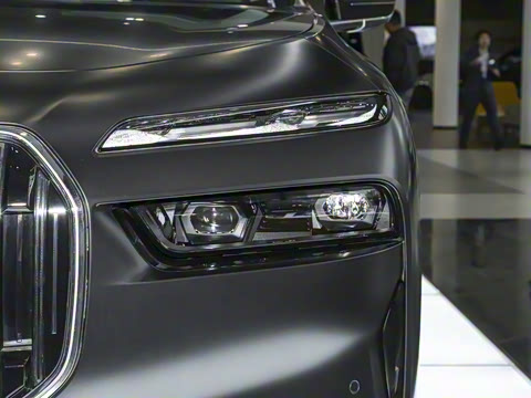 2023�� 740Li ������ ������װ