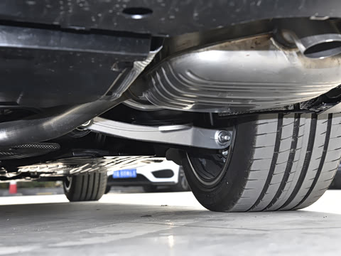 2025�� �Ŀ� C 350 eL