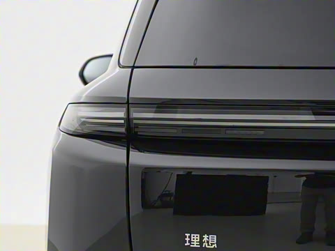 2025�� Ultra ���ܻ��°�