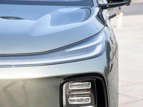 2025�� 215�����콢PLUS