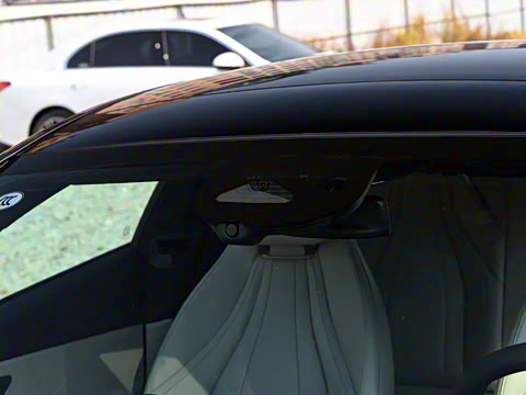 2025�� CLE 260 ���ܳ�