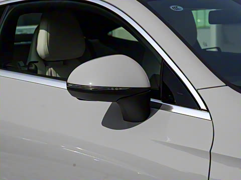 2025�� CLE 260 ���ܳ�