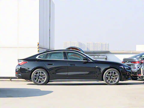 2024�� 425i Gran Coupe M�˶���װ