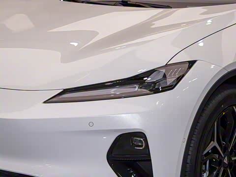 2025�� 300Ultra  �����Ǽ�AD PRO���̰�