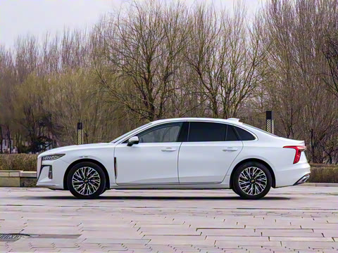 2025�� 2.0T �Զ������