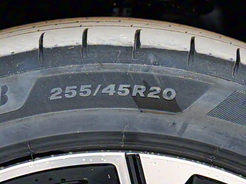 2025�� xDrive30L ������ M�˶���װ