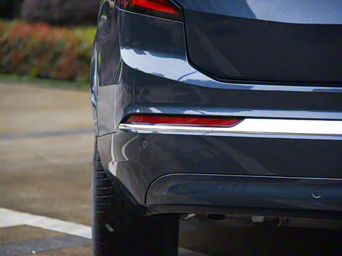 2025�� �Ŀ� T8 ��������� 7��