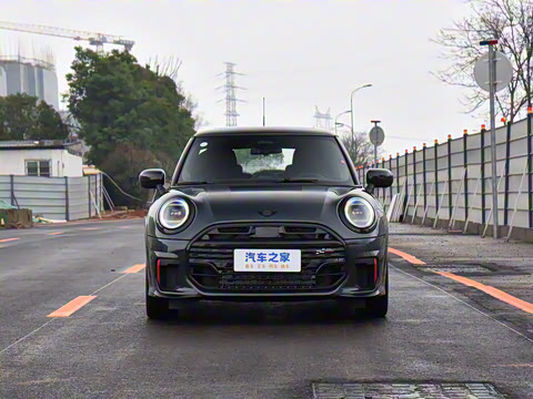 2025�� JOHN COOPER WORKS