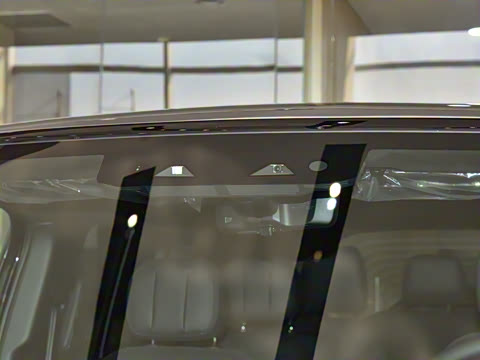 2025�� 130 3.0T P400 ����������