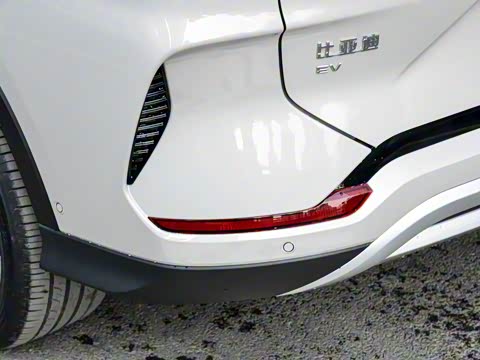 2025�� EV �Ǽݰ� 520km ������