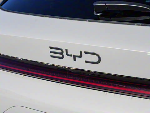 2025�� EV �Ǽݰ� 605km �콢��