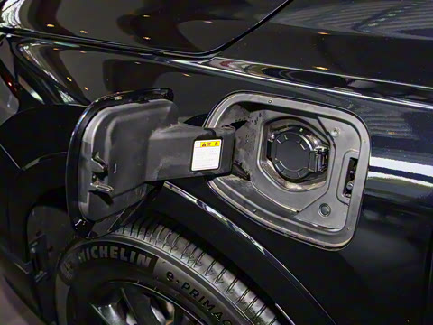 2025�� e:PHEV ����