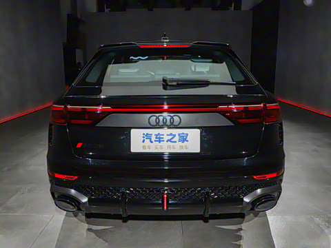 2025�� RS Q8 4.0T 45��������