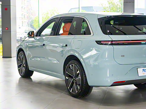 2025�� Max ���ܻ��°�