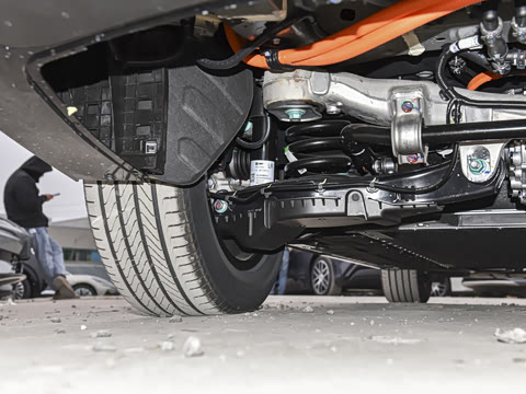 2025�� EV �Ǽݰ� 600 ���������