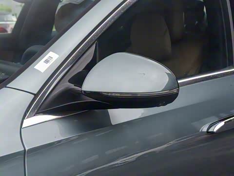 2025�� �Ŀ� E 300 L ʱ���˶���