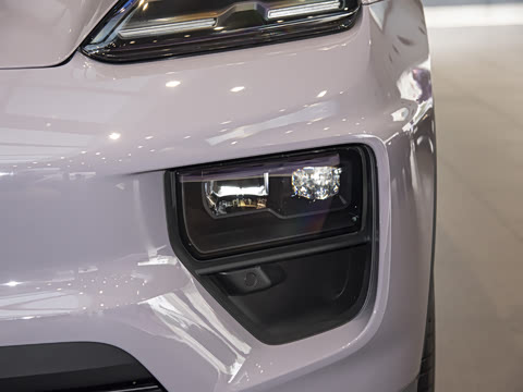 2024�� Macan ��������