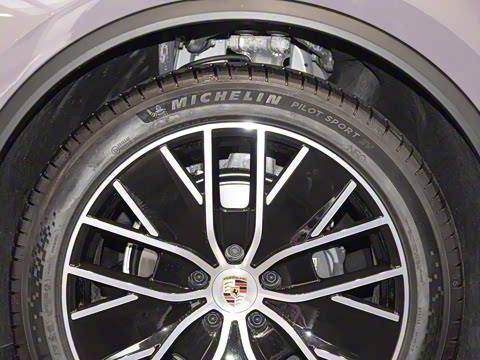 2024�� Macan ��������