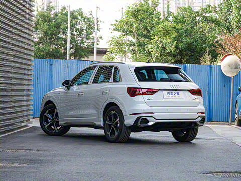 2025�� quattro 45�����ذ� 35TFSI ʱ�ж�����