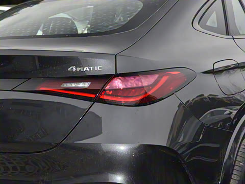 2025�� GLC 300 4MATIC ����SUV