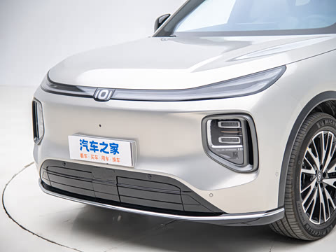 2025�� 215�콢PLUS