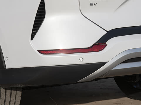 2025�� EV �Ǽݰ� 520km �����