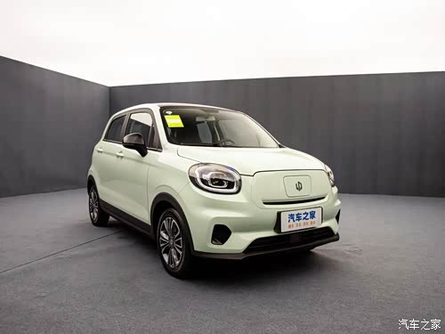 都市丽人新风向 零跑t03