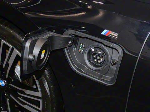 2023�� eDrive50L ����M�˶���װ