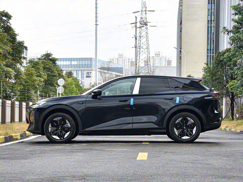 2025�� 285Max ��ΪǬ���Ǽ�ADS SE���̰�