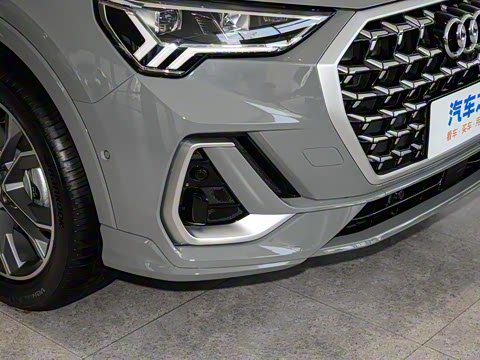 2025�� quattro 45�����ذ� 40TFSI ʱ�ж�����