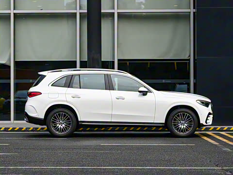 2025�� �Ŀ� GLC 300 L 4MATIC ������ 7��