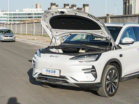 2025�� EV �Ǽݰ� 605km �콢��