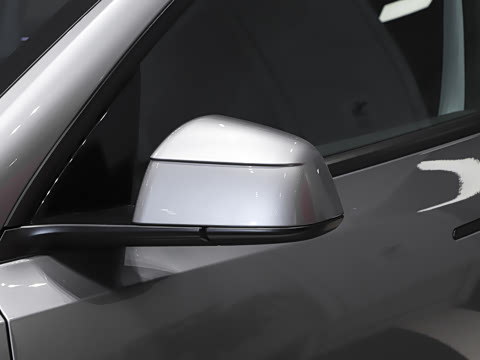 2025�� ����������